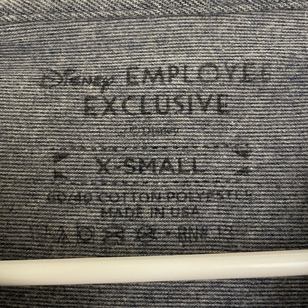 Disney Employee Exclusive Mary Poppins Tee, Blue Heather with navy print XS - Picture 4 of 6
